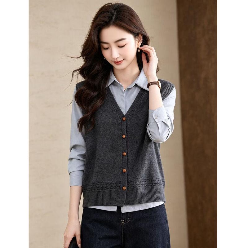 D.F.DEAR Minimalist V-Neck Knitted Vest
