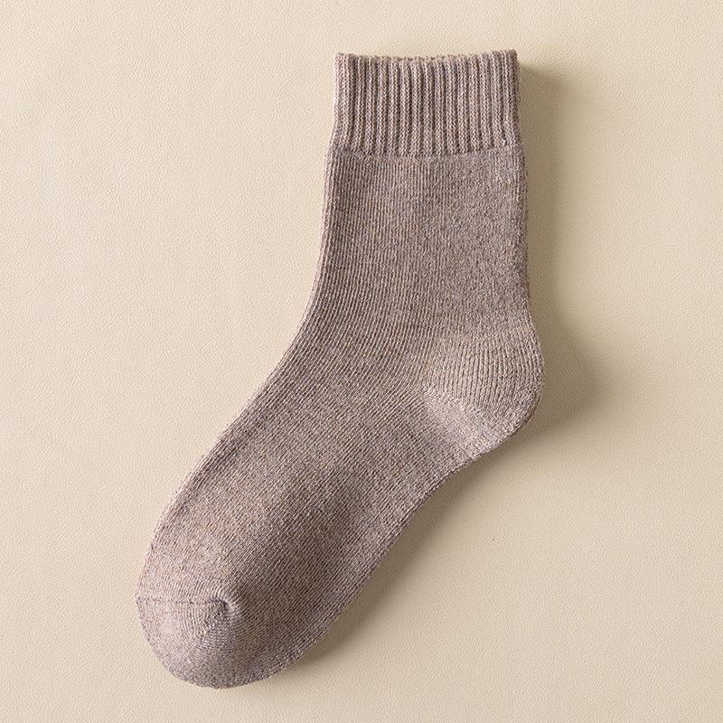 Women's Autumn/Winter Terry Socks - Velvet-Lined, Thick, Mid-Tube, Solid Color, Warm Towel Style.
