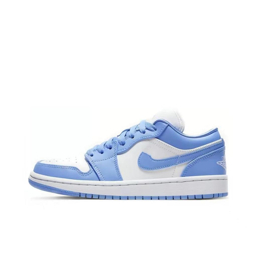 Pure original AJ low top basketball shoes low black and white gray aj soot black toes small paris men's and women's casual board shoes
