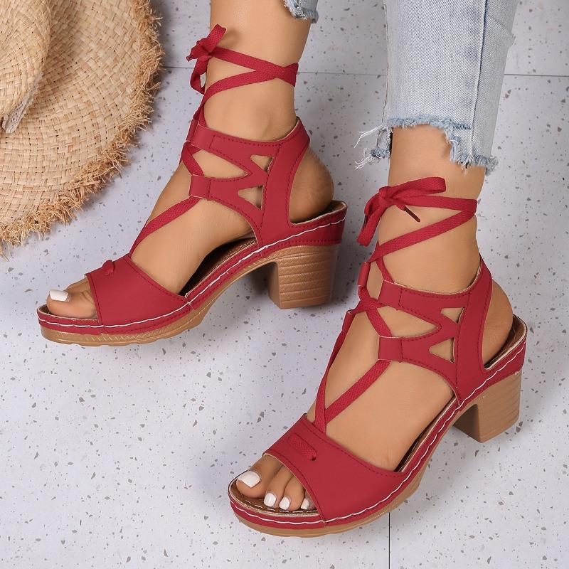 Large Size Thick Heel Sandals Spring and Summer New European and American Hollow Fish Mouth Flower Buckle with Casual Women's Sandals Strap