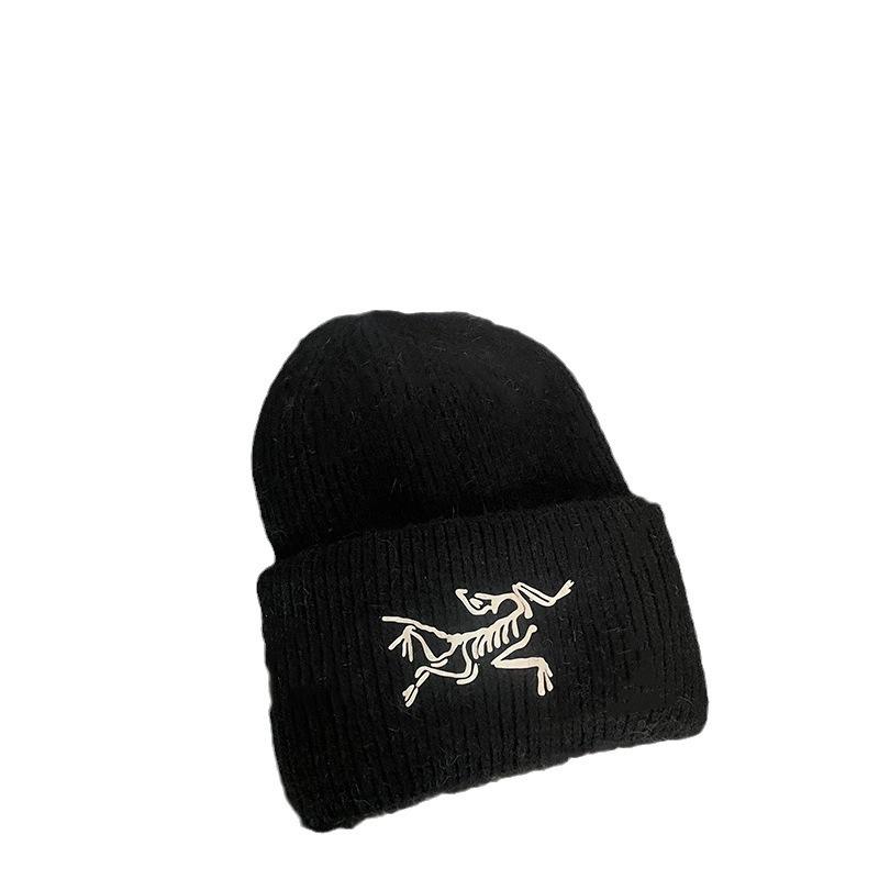 Rabbit Hair Warm Cold Hat Fashionable and Versatile Autumn and Winter Pullover Knitted Hat Men and Women Cold-proof Wool Hat