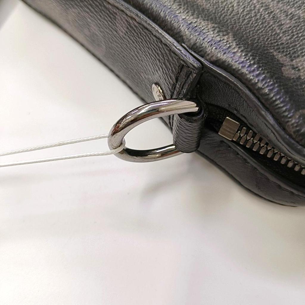 [Pre-Owned] Louis Vuitton Trio Messenger 'Monogram Eclipse Reverse Canvas' - Very Good #19ENI0M