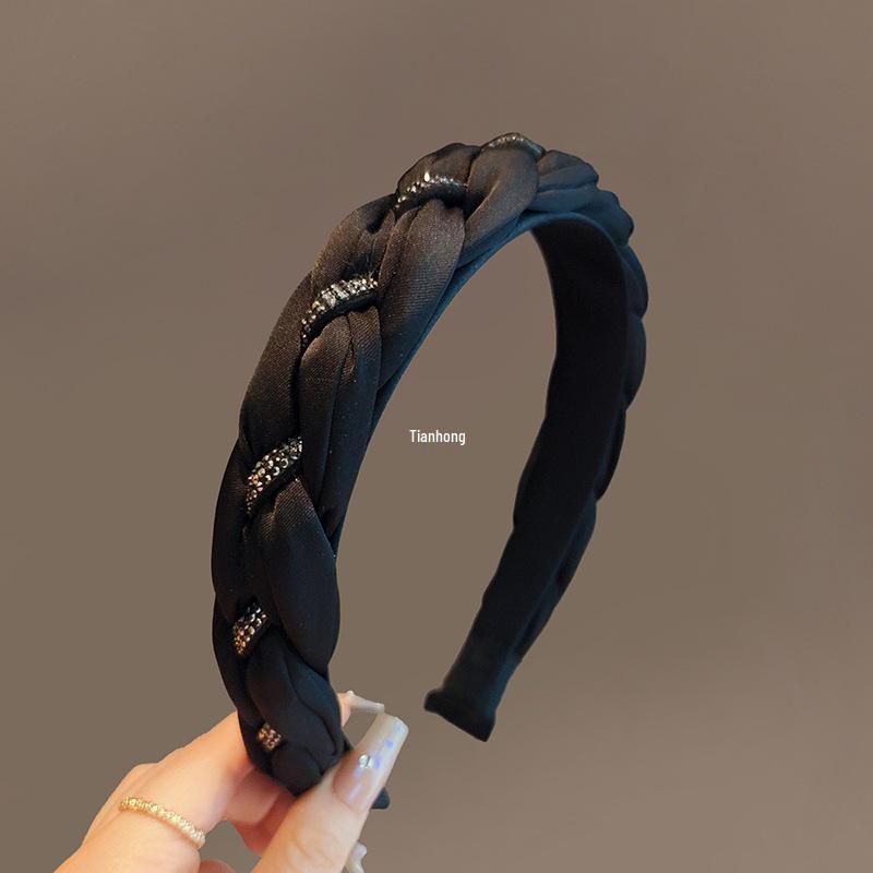 Elegant Black Braided Rhinestone Headband: Versatile Wide-Edge Hair Accessory