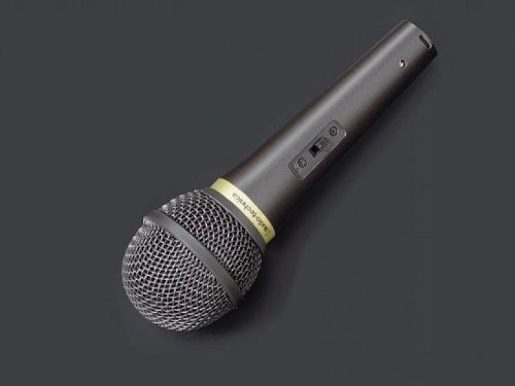 

audio-technica dynamic vocal microphone AT-VD3
