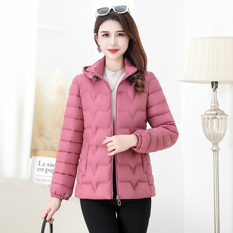 Light and thin cotton-padded clothes women's short winter new slim and thin hooded light and versatile dirt-resistant women's cotton-padded clothes
