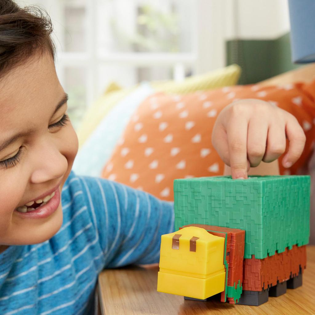 Mattel Minecraft Sniffer Figure for Children, Ages 6 and Up, Green, HXM85