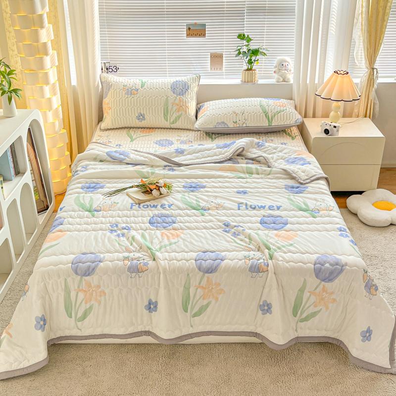 Luxury Floral Style Summer Quilt Skin-friendly Comfortable Ultra Soft Air Conditioning Cooling Quilts Home Travel Thin Blanket