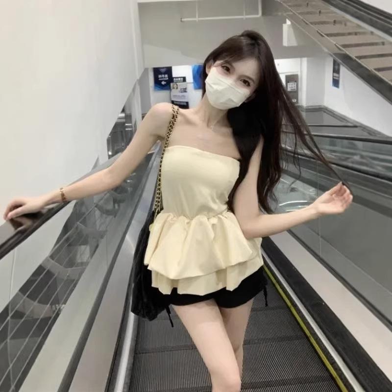 Chic Off-Shoulder Puffy Bandeau Top - Women s Summer 2026 Sleeveless Ruffle Blouse S