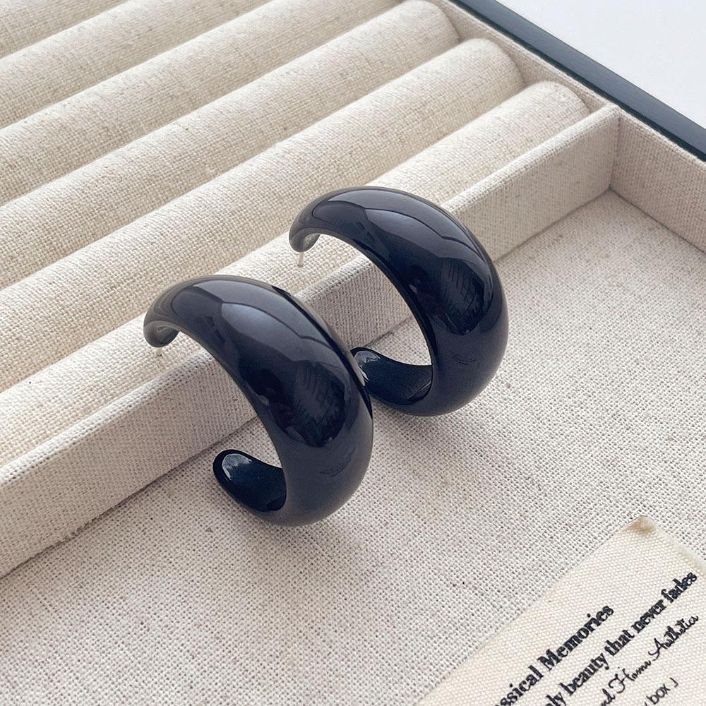 Liu Yifei Style Resin Ear Cuffs: s925 Sterling Silver Needle, Versatile and Fashionable Earrings for Women.