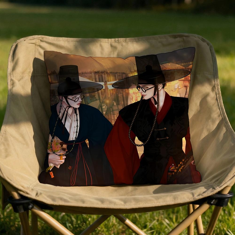 

The GhostS NNocturne Cushion Cover Soft Reversible Durable Pillow Cover MultiScene Use for Home Car Daily Comfort 30X30cm