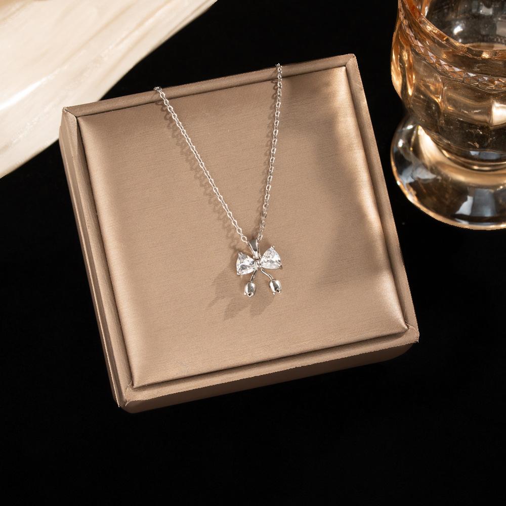 Light Luxury Zircon Full Diamond Choker Necklace Titanium Steel Versatile Minimalist Accessories for Women