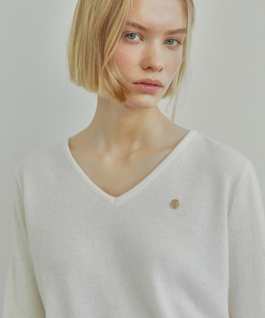IHR Crop V-Neck Wool Knit / Ivory