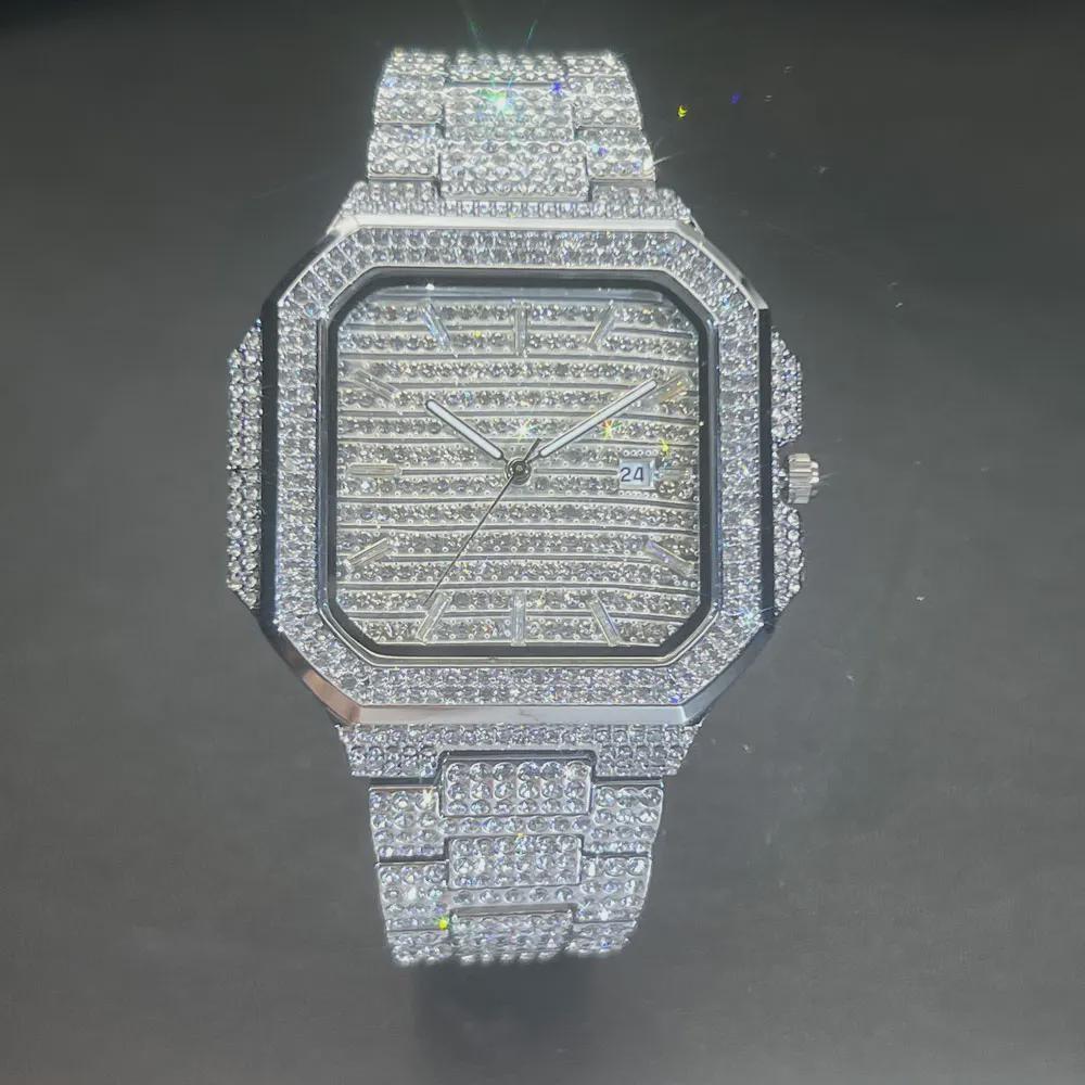 

Мужские часы Роскошные Золотые Квадратные Мужские Наручные часы Сплавной Ремешок Полностью Бриллиантовые Деловые Кварцевые Часы для Мужчин Часы Подарки серебряный