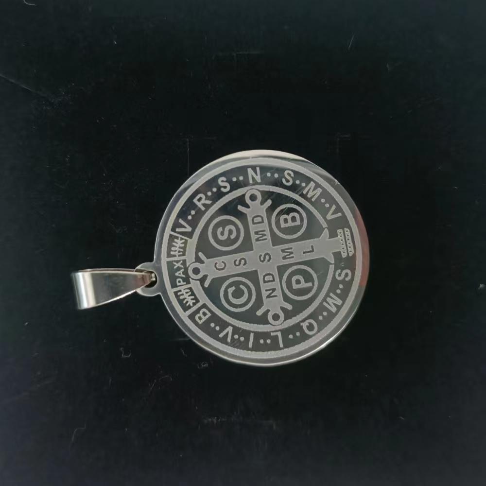 Benedict Medallion Pendant Necklace Silver Color Stainless Steel Collares for Jewelry