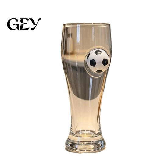 Large Capacity Wine Glass Soccer Beer Glass, 420ml Craft Pint Mug Sports Party Decoration with Football Decor, Pub Drinking Cup for Home Bar