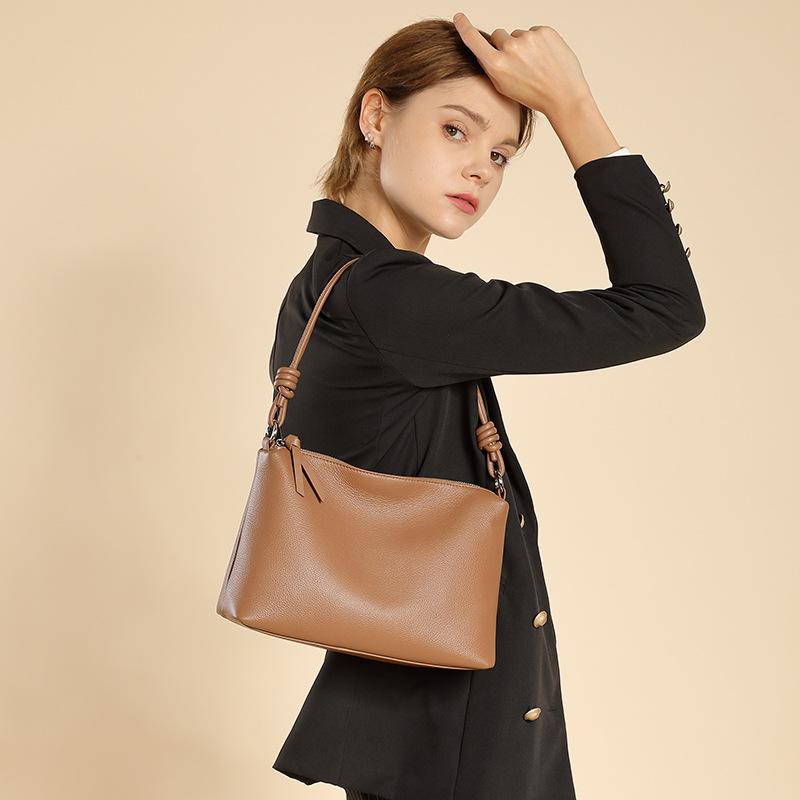 Women's First Layer Cowhide Underarm Tote Bag  Spring and Summer Simple Commuting Large Capacity Single Shoulder Crossbody Dumpling Bag