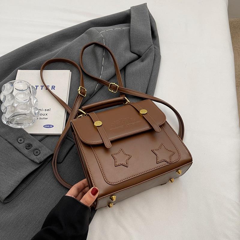 

Японский рюкзак женский рюкзак нишевый дизайн сумка 2025 новый модный трендовый универсальный мессенджер сумка-тоут