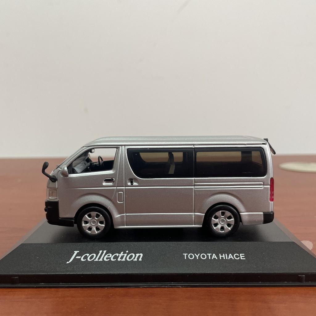 lqbn4 KYOSHO 1:43 Scale Diecast Alloy TOYOTA HIACE H200 MPV Toys Cars Model Classics Nostalgia Adult Gifts Souvenir Static Display