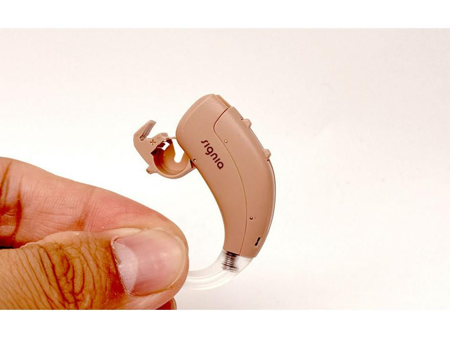 Signia Red Lotus FunP Hearing Aids: Behind-the-Ear for Severe Hearing Loss, Ideal for the Elderly.