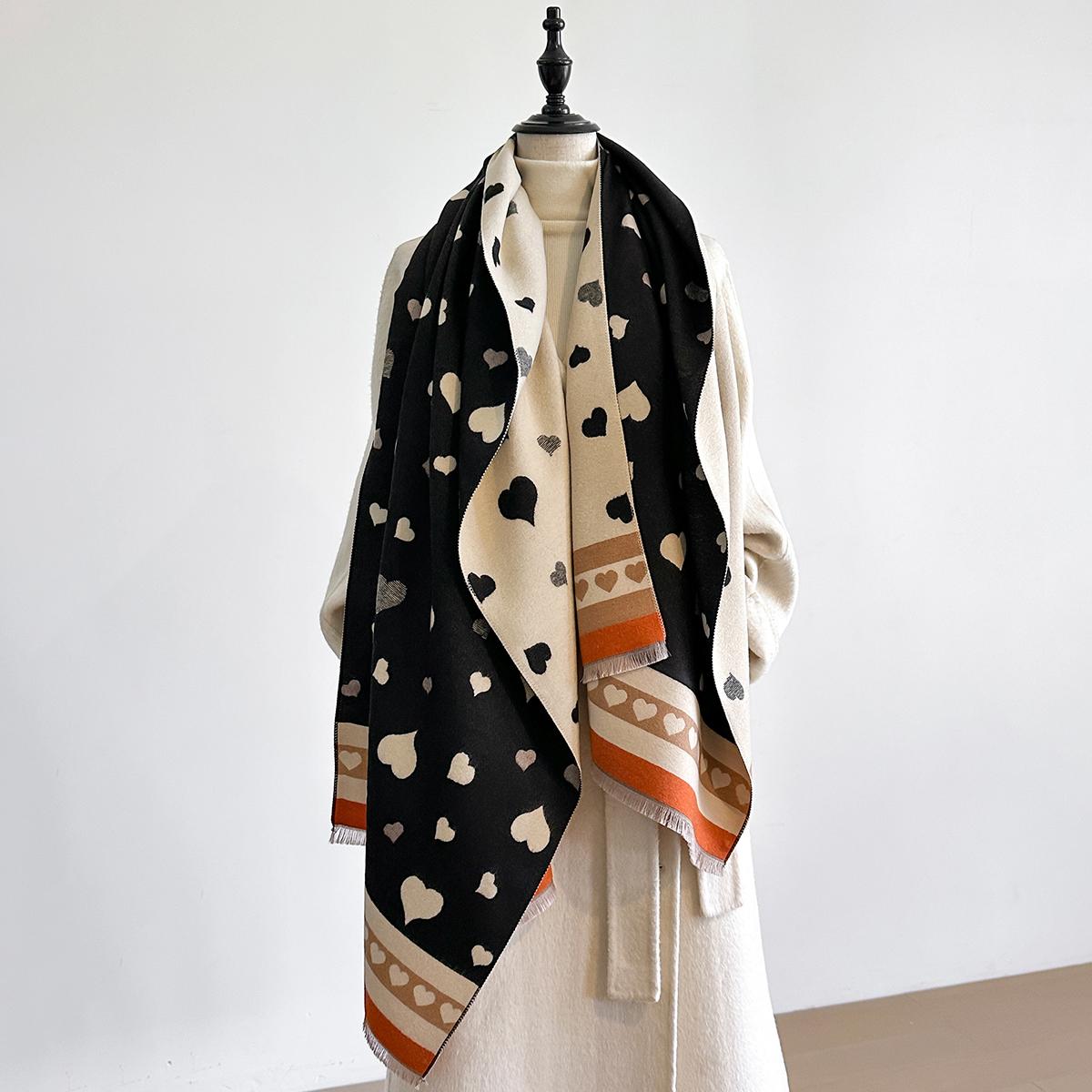 

Design Winter Warm Cashmere Shawl Fashion Scarf Women Neckerchief Pashmina Head Scarves Wrap Femal Poncho Echarpe Bandana чорний