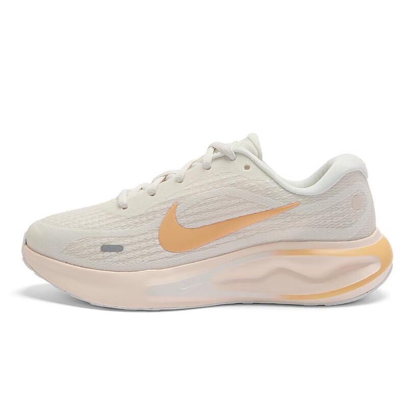 Nike Women s Journey Run Running Shoes 38