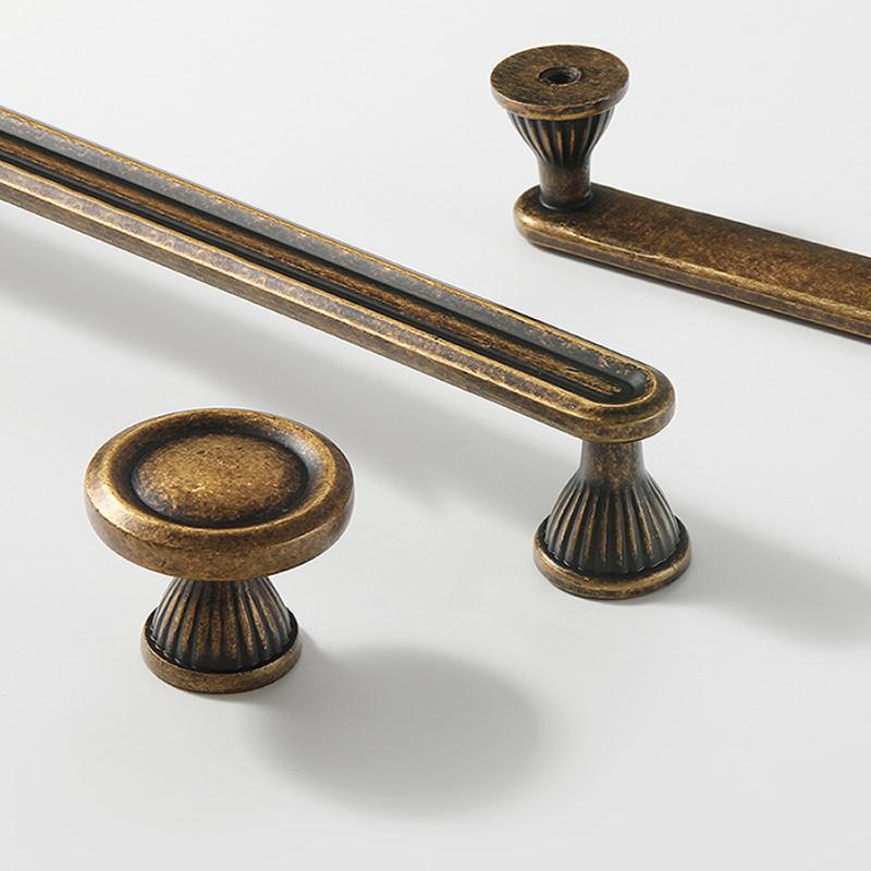 Upgrade with Solid Zinc Alloy Vintage Drawer Pulls for a Timeless Antique Brass Look