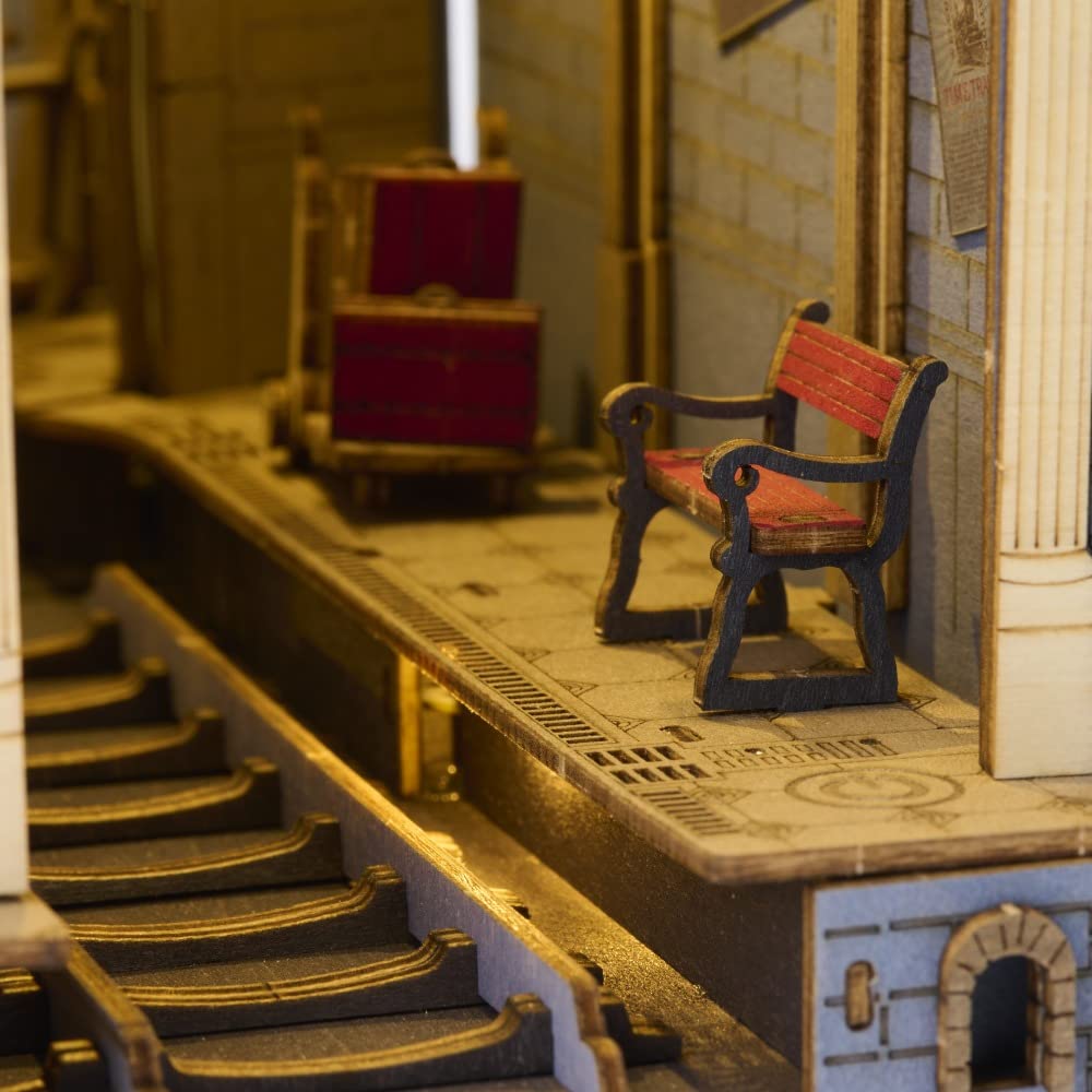 3D Dřevěné puzzle série Book Nook (Cestování v čase) s japonským návodem k použití