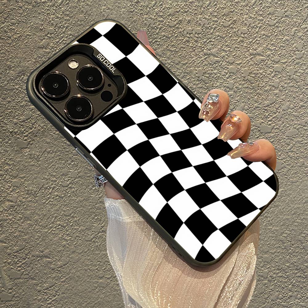 Twisted Checkerboard Hard Phone Case For IPhone 17 16 E 15 14 13 12 11 Pro Max Air 14 Plus Candy Matte Shockproof Back Cover