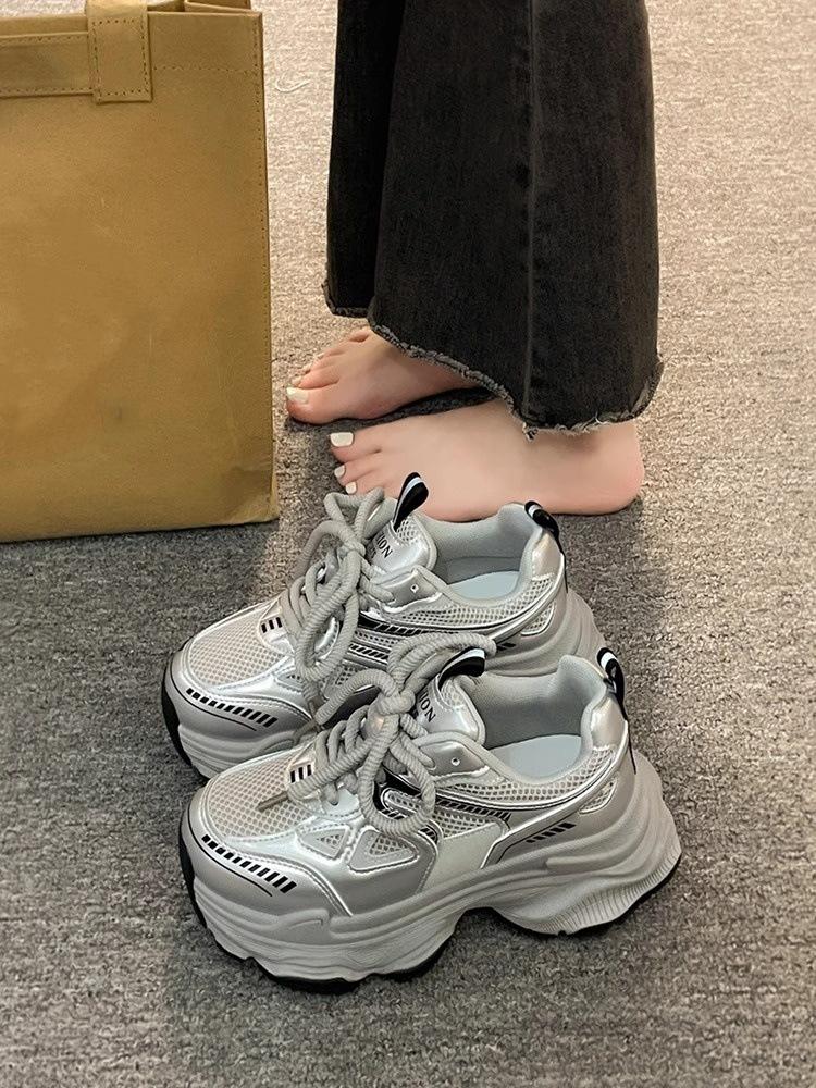 Factory Price PU and Net Upper Footwear Female Sport Sneakers Light Weight Casual Shoes for Women