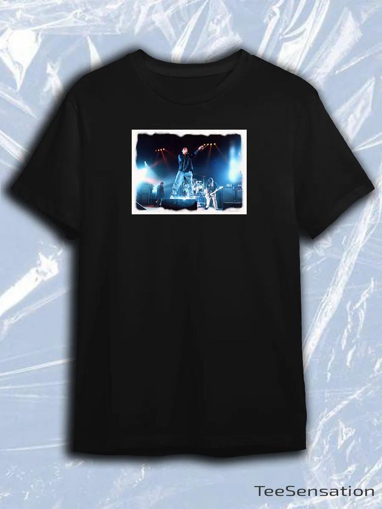 TeeSensation Black Crew Neck Short Sleeve T-Shirt with Deftones Full Band Stage Wide Shot Distressed Border Photo Print