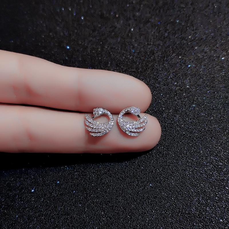 

Plate New Woman Fashion Jewelry High Quality Crystal Zircon Swan Shaped Retro Simple Exquisite Earrings