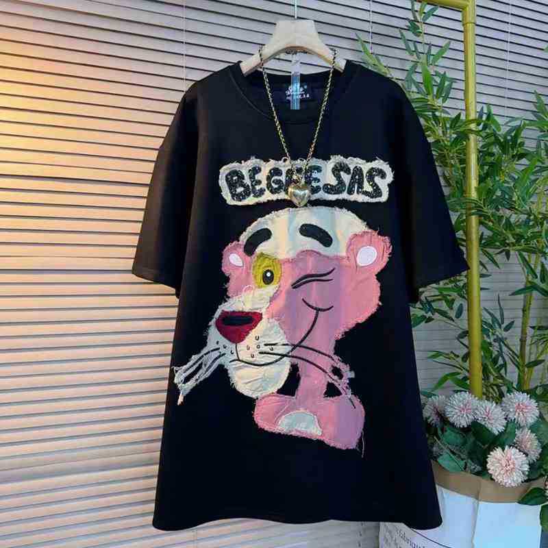 Large size heavy industry cartoon patch short-sleeved t-shirt women's summer new loose and thin meat-covering fashion top tide