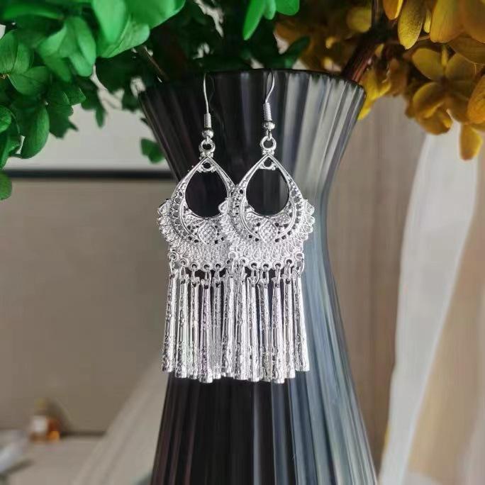 Retro Ethnic Style Miao Silver Fringed Earrings High-End Bohemian Earrings Tourist Attractions Fashion Versatile Earrings