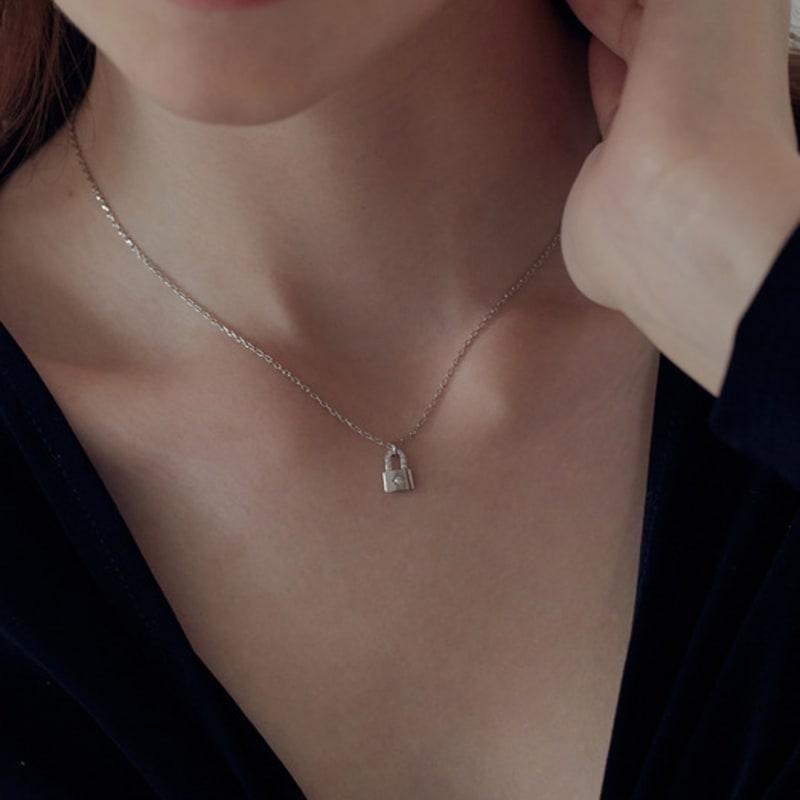 Shertz Lock Pendant Cubic Necklace (14k Gold Plated)