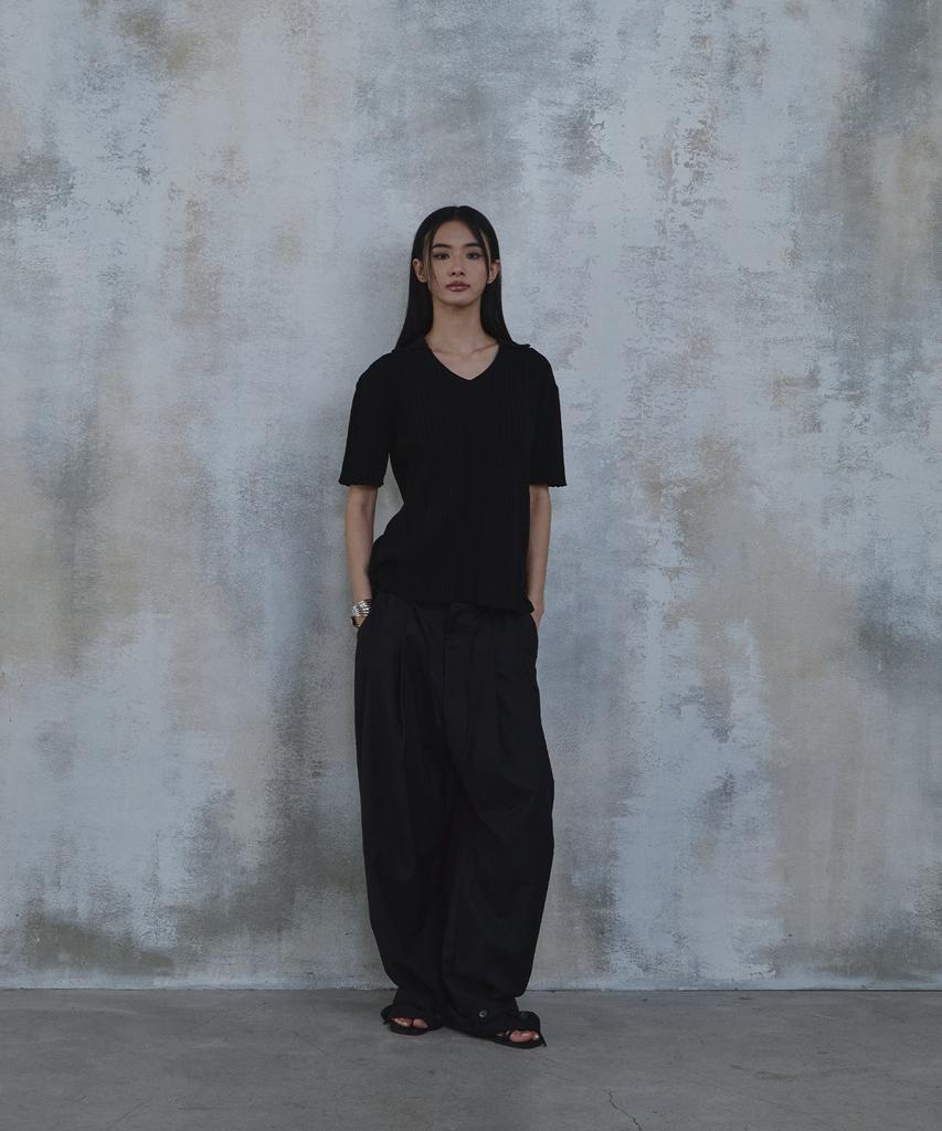 PARADIGMFILM [Ep.02] Fold-In Collar V-Neck Knit (Black)