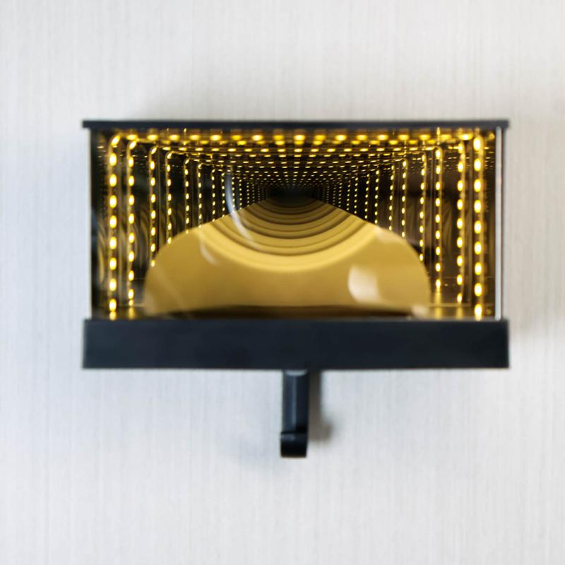 

Настінний тримач для ключів у гараж з відчиненими дверима та світлодіодним авто-ключем для передпокою, коридору, домашнього офісу