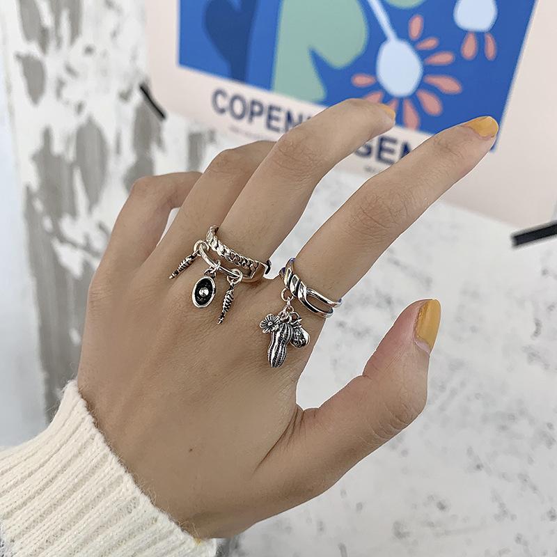 Distressed Style Vintage Money Bag Design Double Layer Open Ring For Enthusiasts Fashion