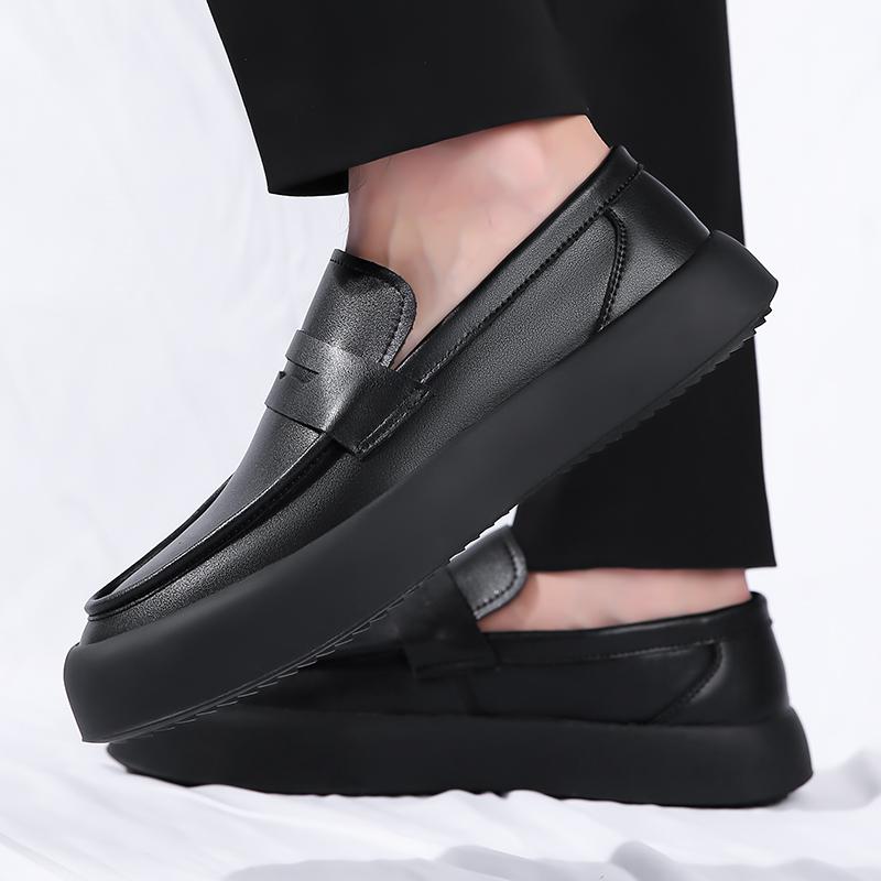 Fashion Breathable Soft Sole Outdoor Shoes New Men's Leather Loafers Classic Slip-On Casual Walking Shoes for Men Lightweight Male Flats