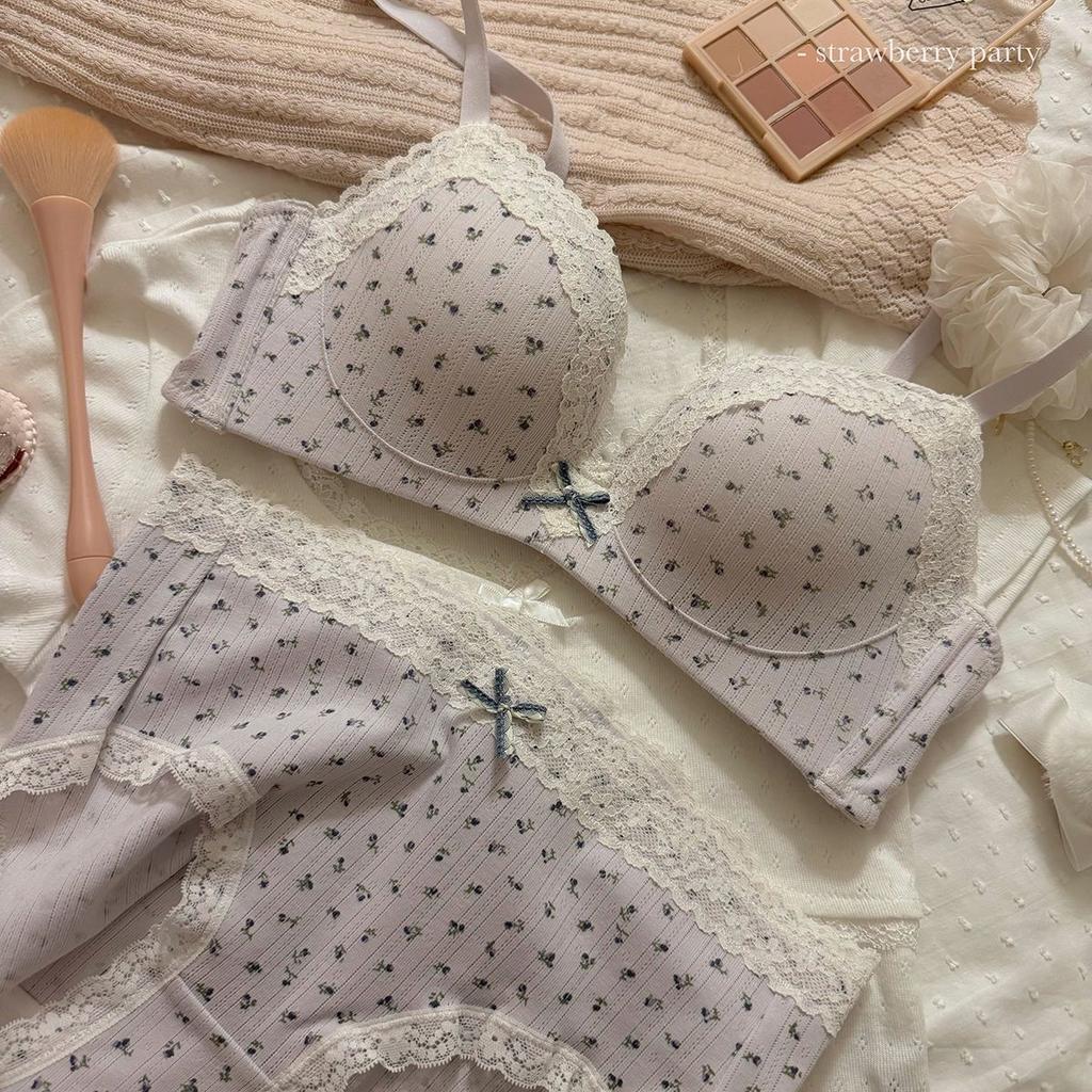 Girls Cute Bras Push Up Underwear Lace Dot Wireless Lingerie Backless Adjustable Women's Bras