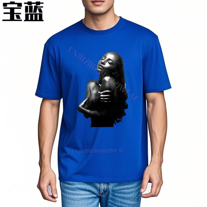 Unisex teeshirt Graphic Fashion Tshirt Artistic Unisex Embrace Design On Short sleeve Lightweight Tee Hiphop Vintage Tshirt