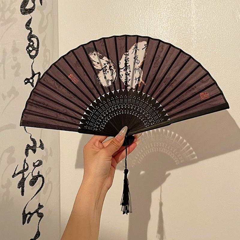 Handheld Wood Fabric Fan With Chinese Traditional Painting Calligraphy Fan for Outdoor Use Dance Fan
