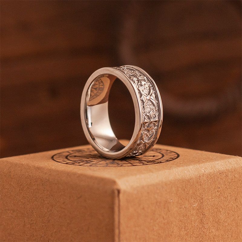 

Night Works Commandment Fashion Retro Seiko Embossed Cruciate Flower Basic Ring Male and Female Large Size Tide Steel Color Us Size 7