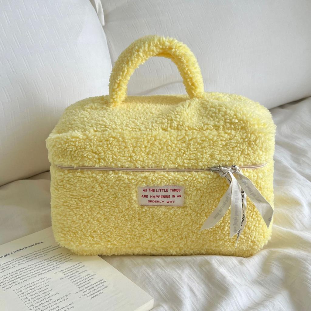 Simple Style Women Large Cosmetic Case Winter Teddy Roll Plush Makeup Bags Travel Organzier Pouch For Girl