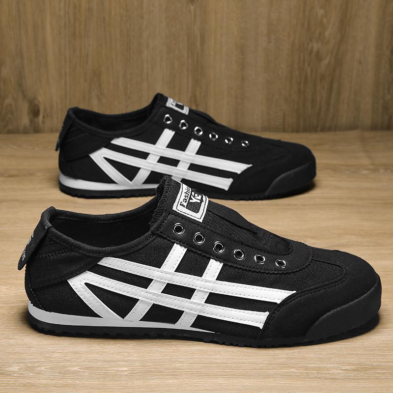 Classic Canvas Men Casual Sport Shoes Fashion Male Breathable Walking Sneakers Lightweight Slip on Men Tennis Shoes Couple Flats