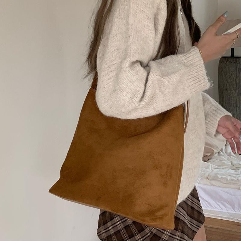 Korean Version of Autumn and Winter Retro Suede Tote Bag for Women's New Slack Commuting Bag One-shoulder Crossbody Bag