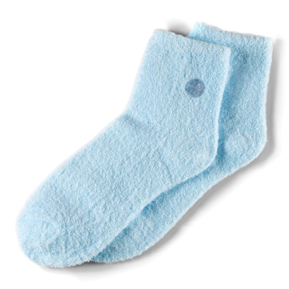 Earth Therapeutics Plaid   Solid Blue Aloe Socks 2 Ct