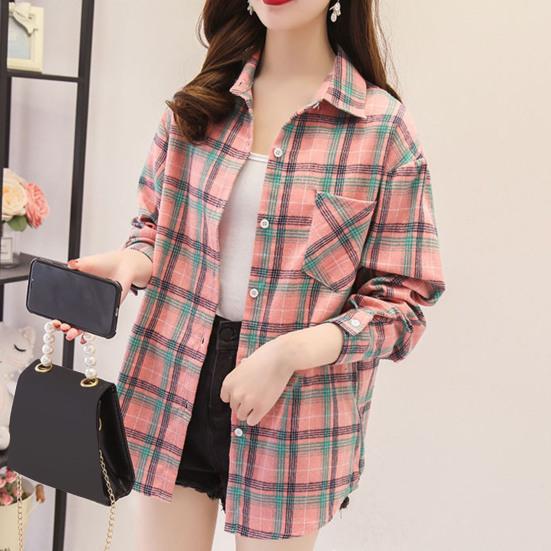 Women Plus Size Shirt with Long Classic Sleeves Single-breasted Collar Patch Pocket Loose Casual Plaid Shirt with Print Blouse