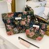 Polyester Canvas Flower Clutch Bag Flower Pattern Large Capacity Cosmetic Storage Pouch Zipper Closure Portable