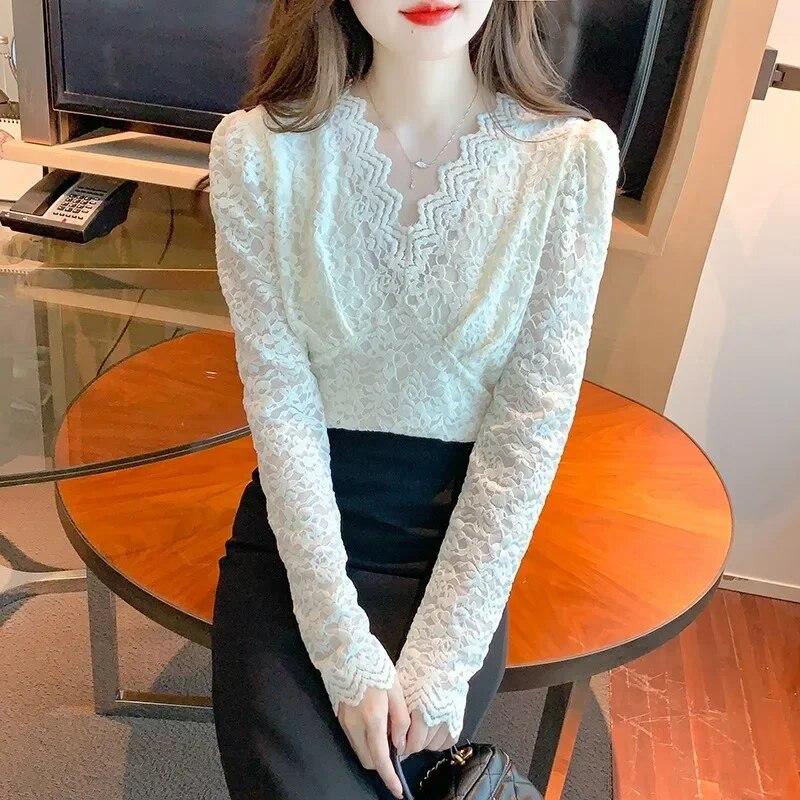 Kancelářská dáma v korejském stylu Bílá halenka Podzimní Elegantní Krajková košile s dlouhým rukávem a výstřihem do V Ležérní Košile s dutým květem na háčky Blusas 29791