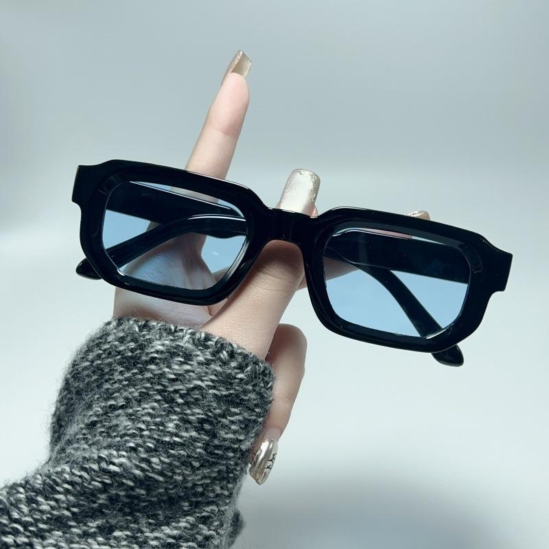 New Men Small Framed Square Sunglasses Fashion Women Summer Uv Protection Eyeglasses Vintage Designer Eyewear Uv400